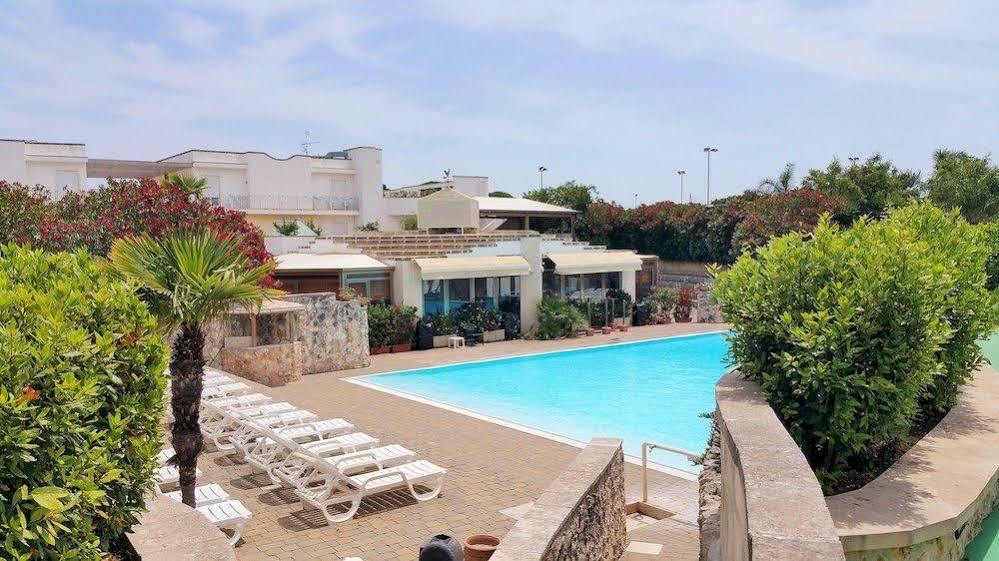 Hotel Club Koine Отранто Экстерьер фото