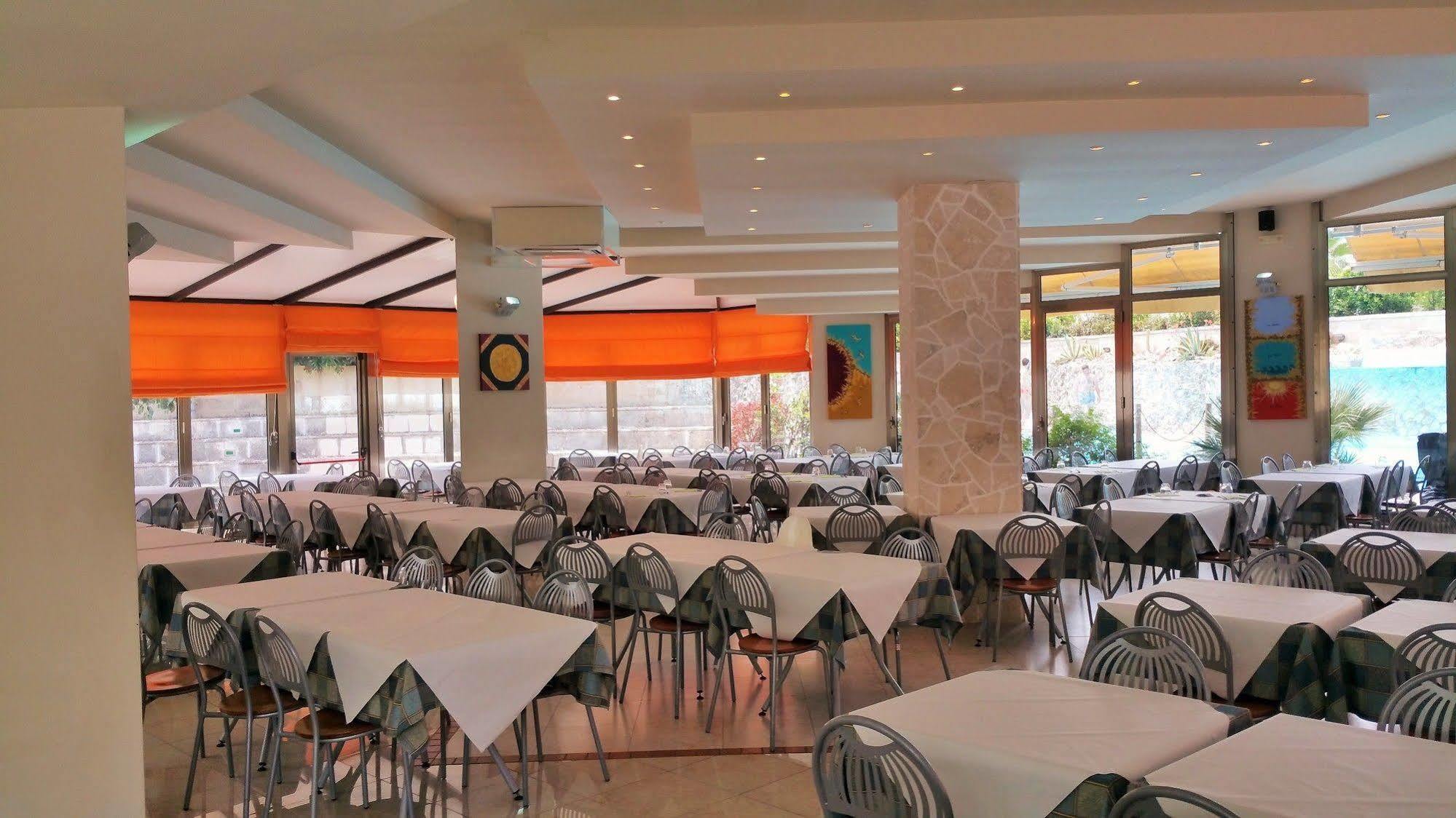 Hotel Club Koine Отранто Экстерьер фото