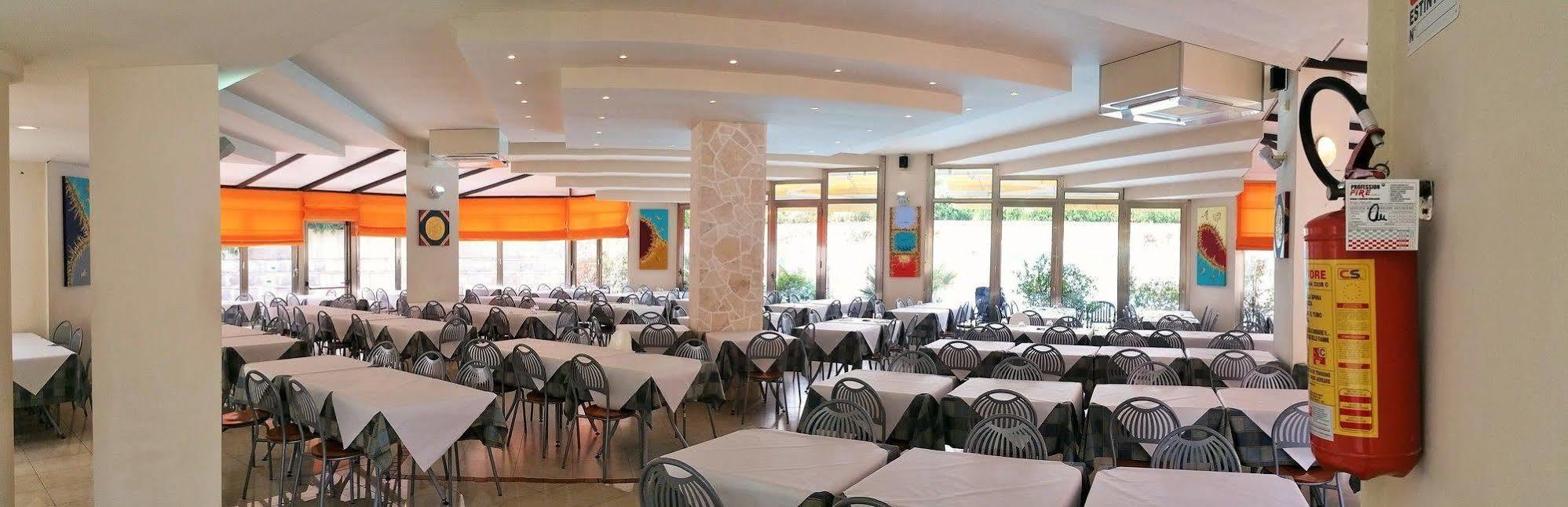 Hotel Club Koine Отранто Экстерьер фото