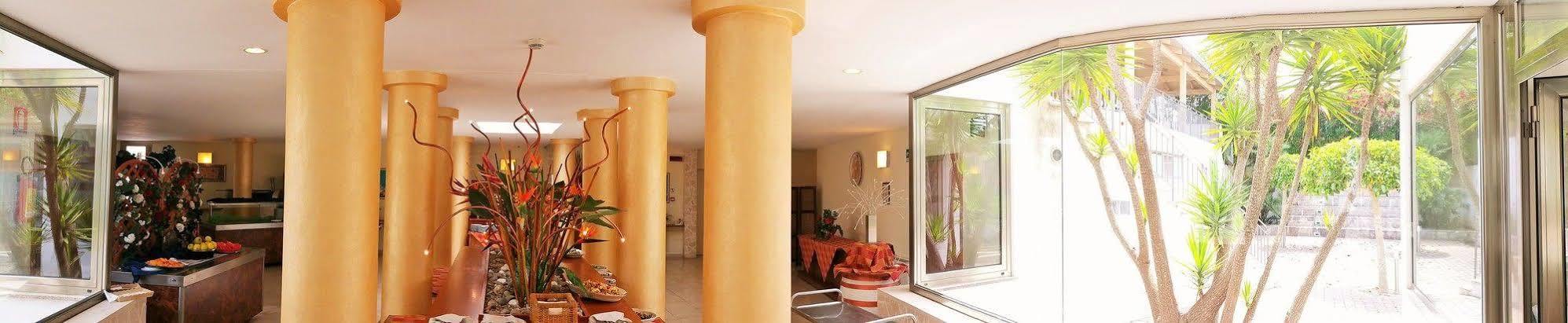 Hotel Club Koine Отранто Экстерьер фото